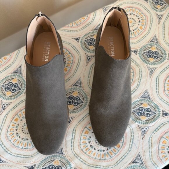 Reaction Kenneth Cole suede booties - Picture 2 of 6